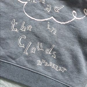 BABY BURBERRY SWEATSHIRT !!